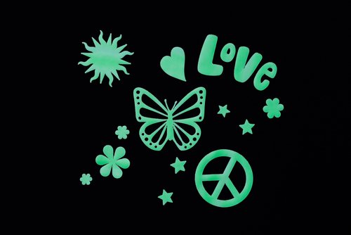 Peace and Love Gloplay