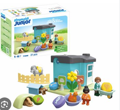 Junior:Animal Home w/Treat Disp.