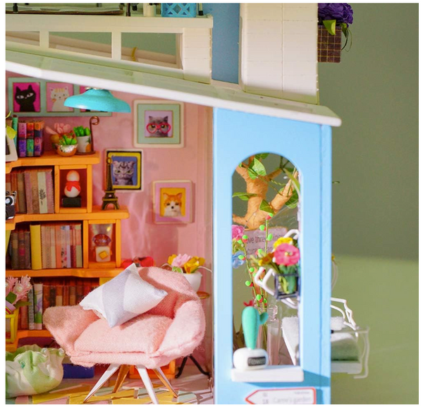 DIY Miniature-Dora's Loft