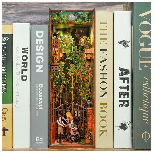 Book Nook- Secret Garden