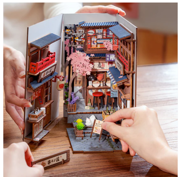 Book Nook-Sakura Wine Alley