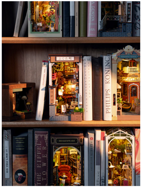 Book Nook-Sakura Wine Alley