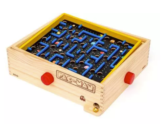 PAC-MAN Labyrinth Game