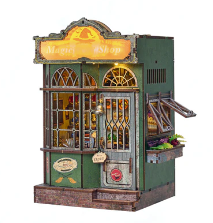 Book Nook Miniature- Magic Shop