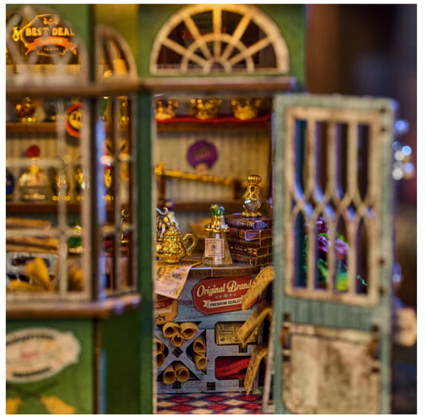Book Nook Miniature- Magic Shop