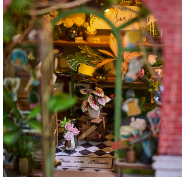 Book Nook Miniature- Flower Shop