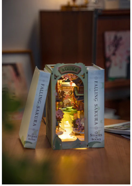 Book Nook-Falling Sakura