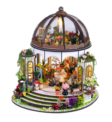 DIY Miniature-Greenhouse Oasis