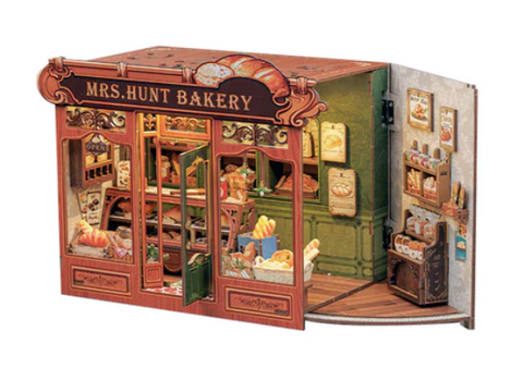 Book Nook- Mrs. Hunt Bakery