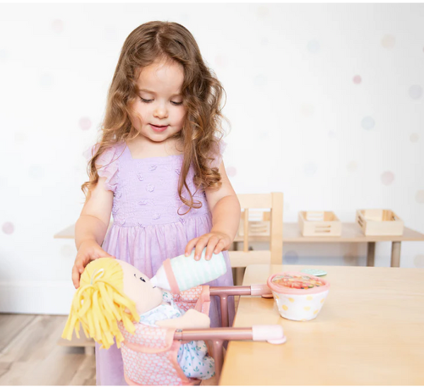 Love, Stella Time to Eat Table Chair